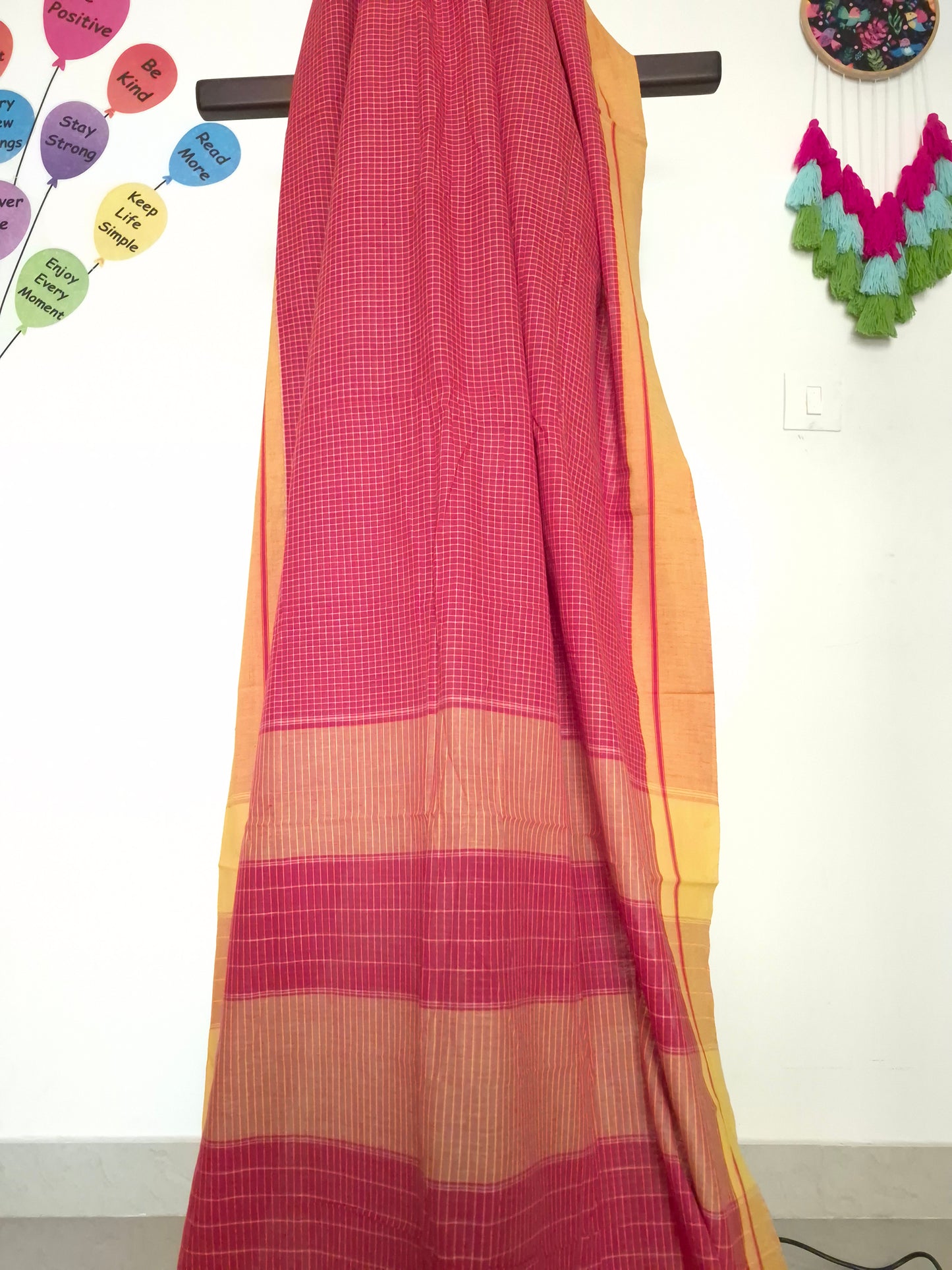 Patteda Anchu - Red Checks