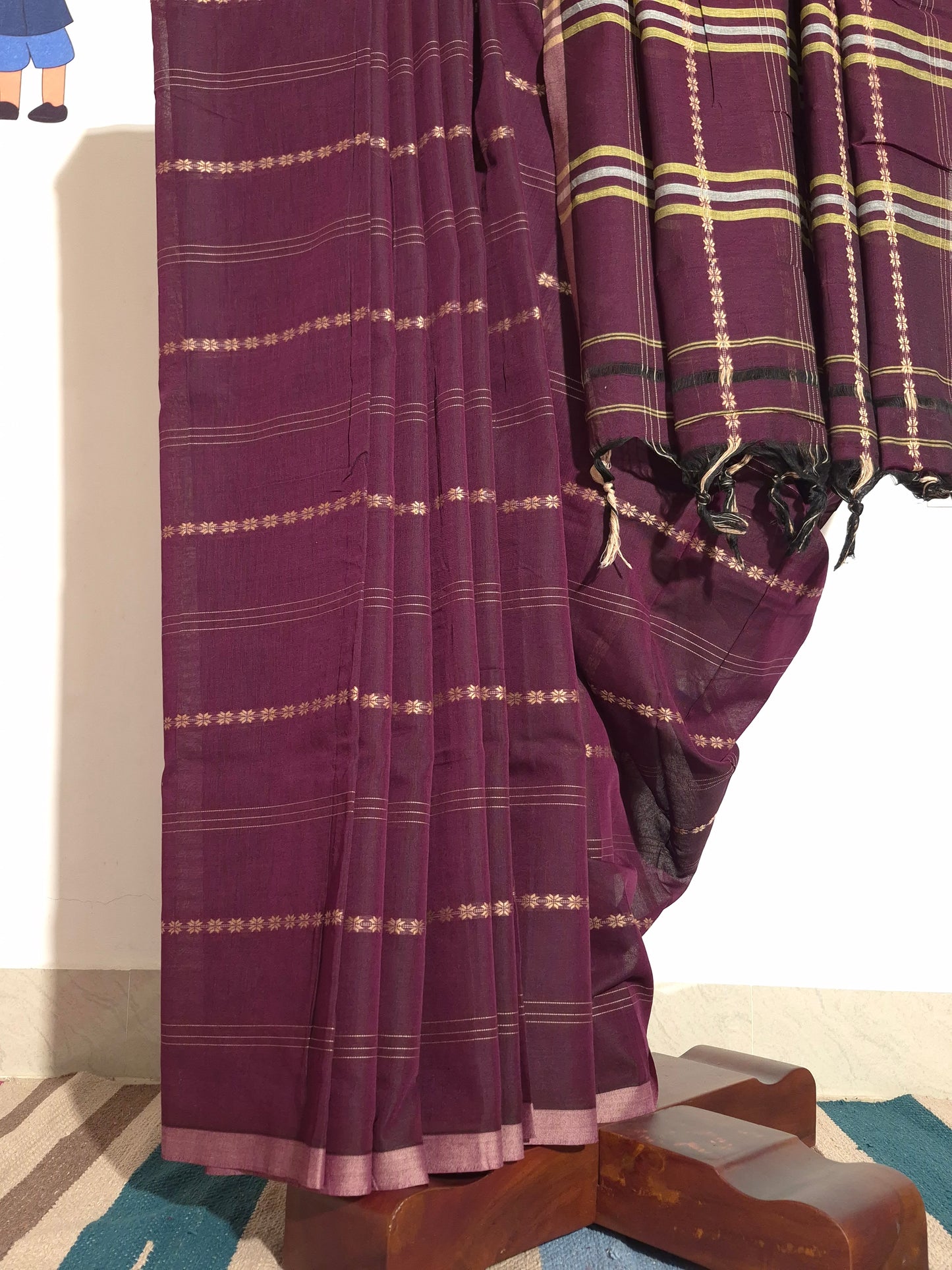Narayanpet Handlooms: Maroon Butta