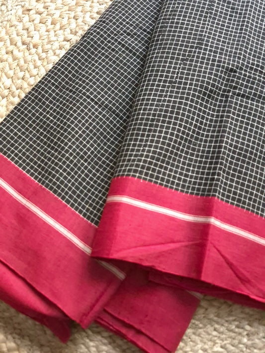 Patteda Anchu - Black - Red Border