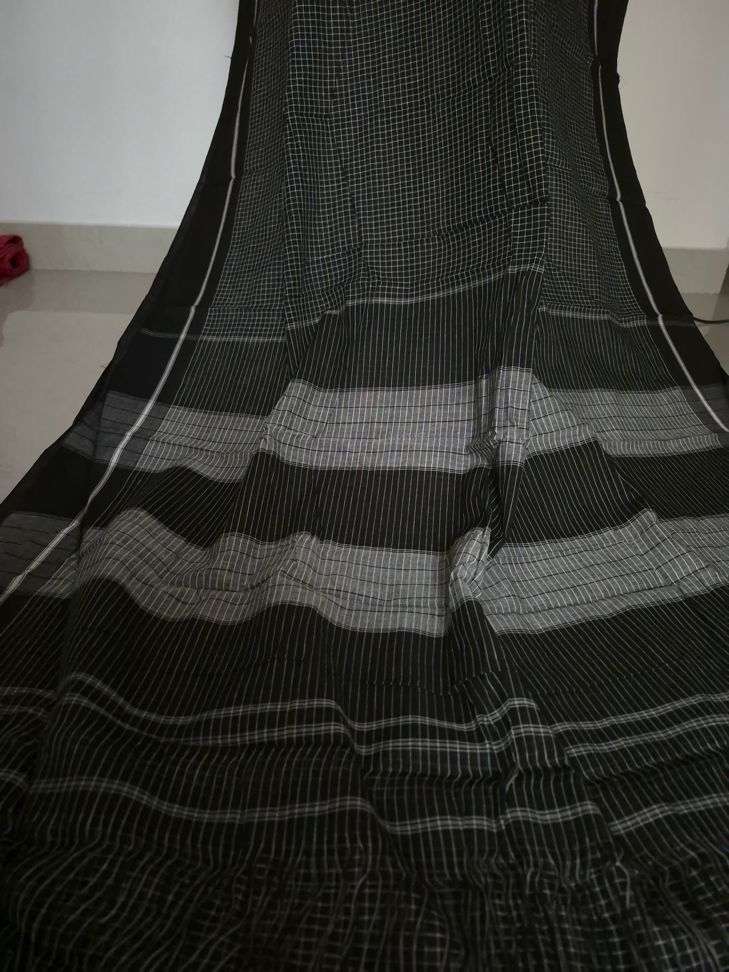 Patteda Anchu - Black