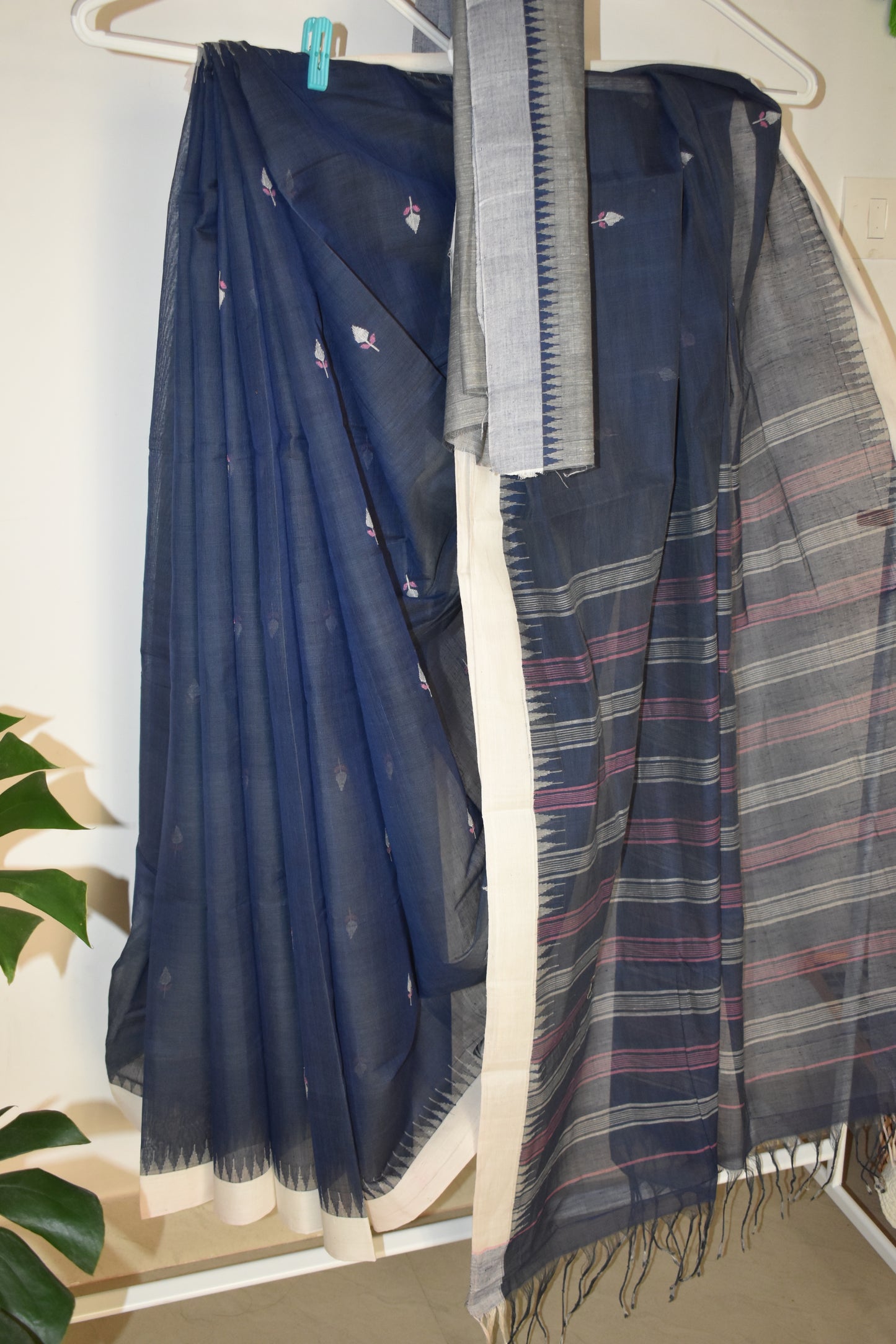 Ponduru Khaddar - Jamdhani Weave - Navy Blue