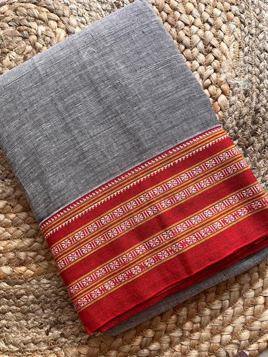 Patteda Anchu -Grey - Plain Saree - Woven Border