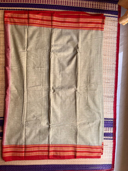 Patteda Anchu -Pista Green - Plain Saree - Woven Border