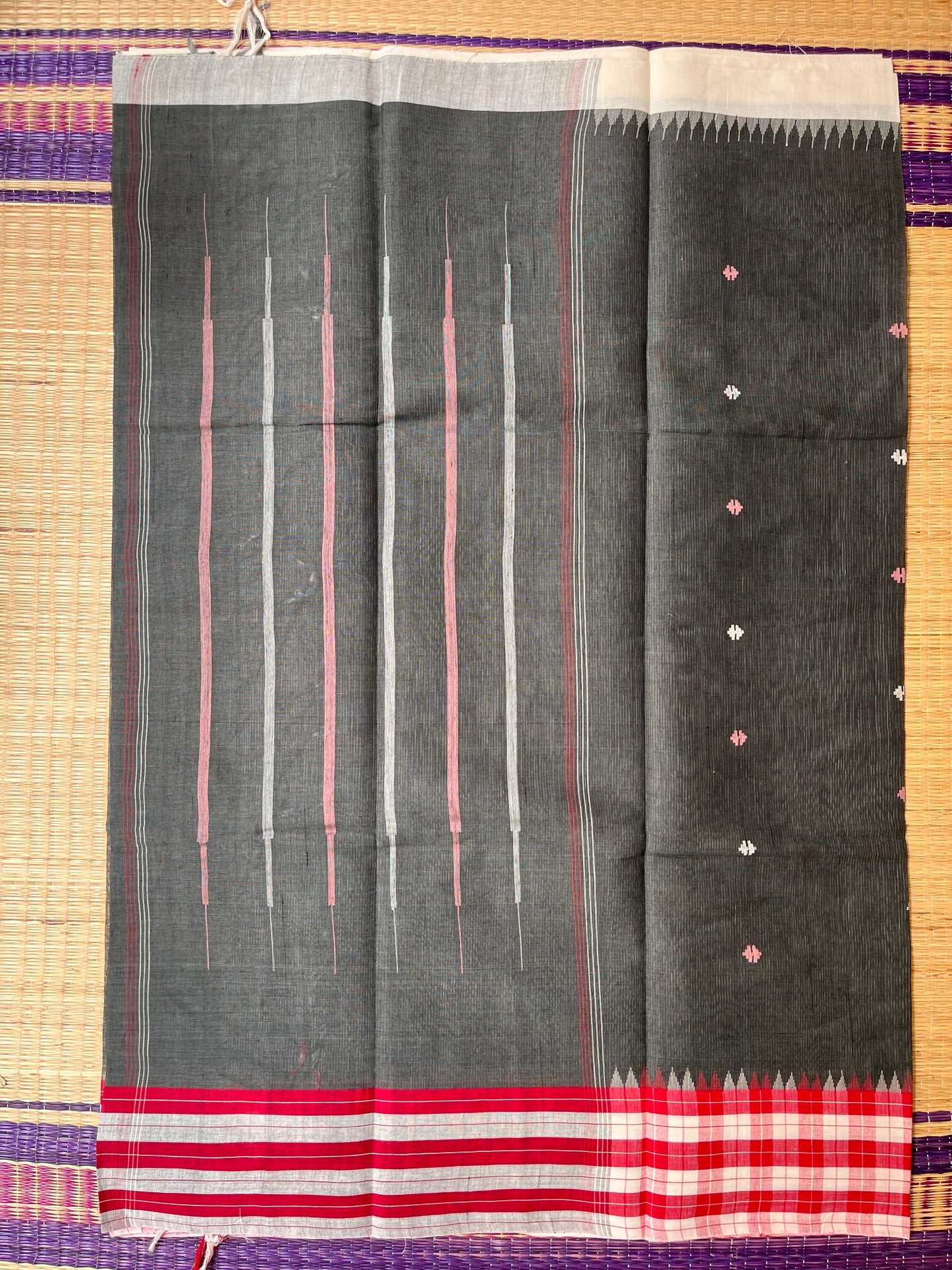 Ponduru Khaddar -  Charcoal Grey With checks Border